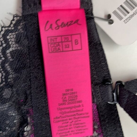 La Senza Beyond Sexy Deep Plunge Bra Size 32 B - Picture 8 of 9